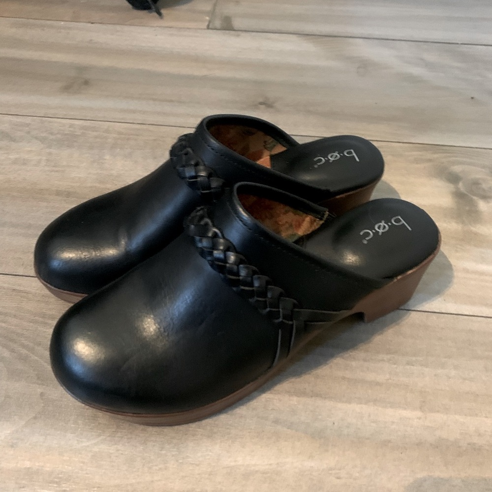 Boc clog shoes